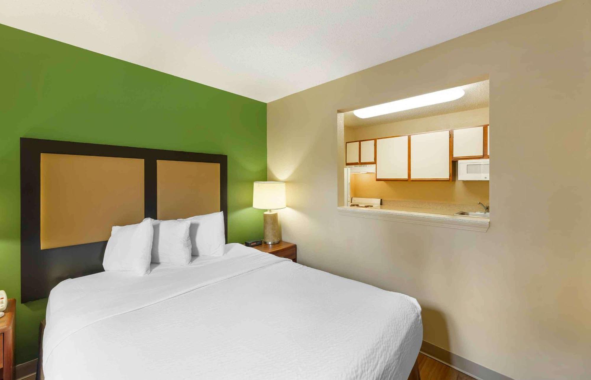 Extended America - Cleveland - Great Northern Mall Hotel North Olmsted