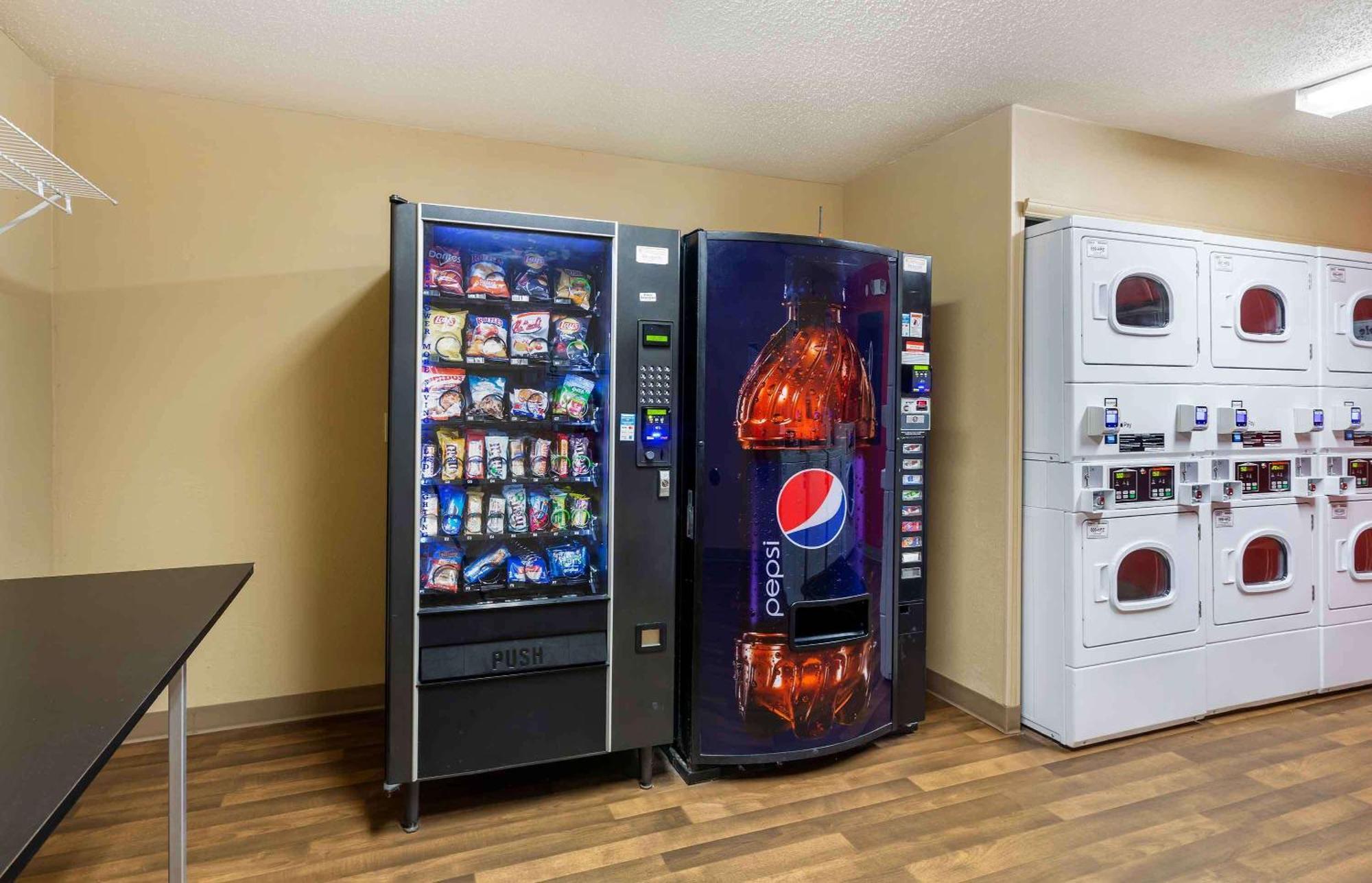 Extended America - Cleveland - Great Northern Mall Hotel 2*